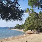 Panoramic Sea View Hideaway Penthouse Apartment *