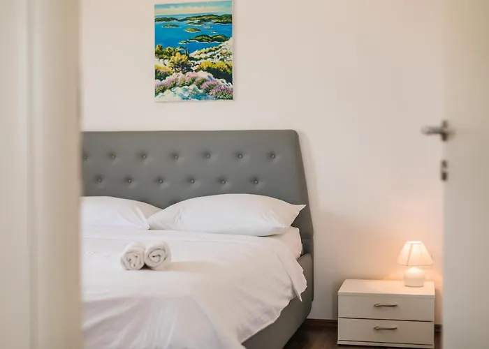 Panoramic Sea View Hideaway Penthouse