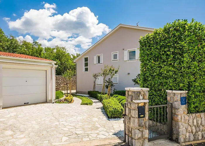 Panoramic Sea View Hideaway Penthouse Crikvenica