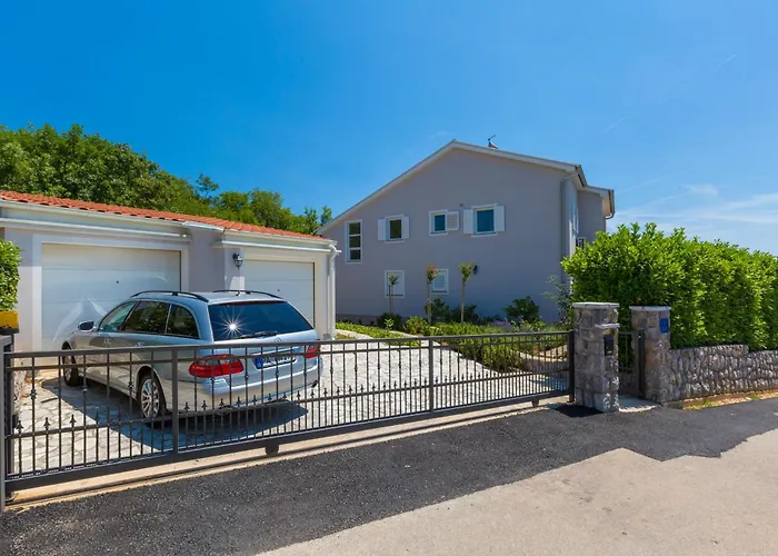 Panoramic Sea View Hideaway Penthouse Apartman Crikvenica